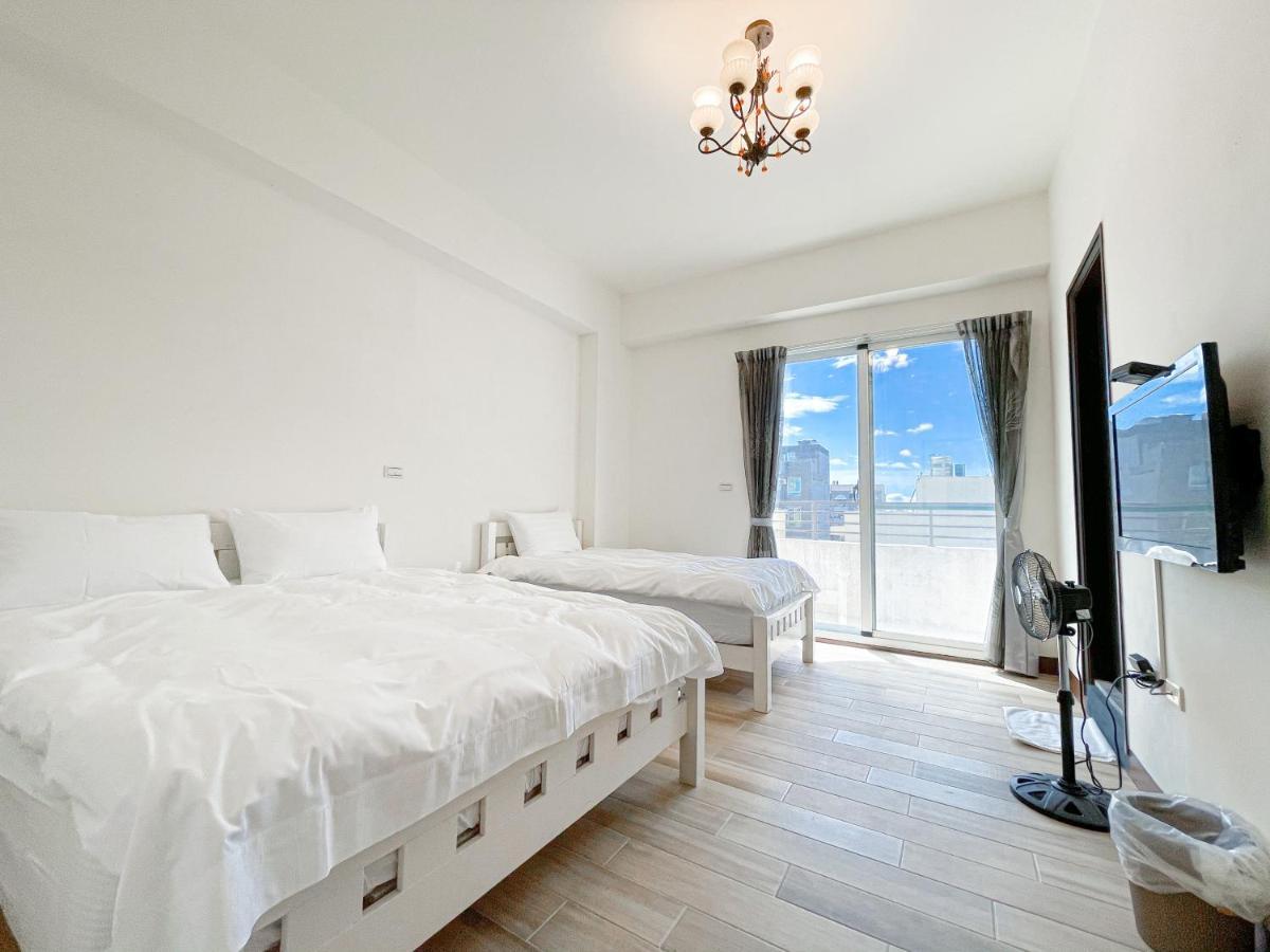 Sevilla Hostel T'ai-tung Εξωτερικό φωτογραφία